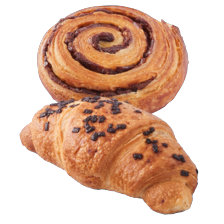 Kaneelbroodje of chocolade croissant